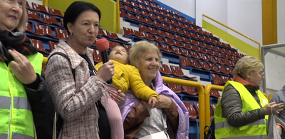 "Кънки на лед с кауза"