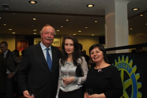 20140221 - Roses Wine & Dine