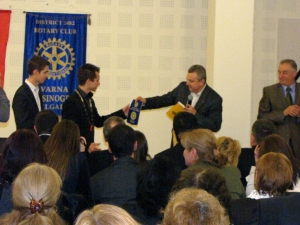 04.2011 г. Чартиране на Ротаракт клуб Варна-Евксиноград