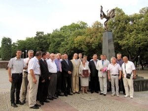 Годишен проект 2012 - пластика "Птица Феникс"