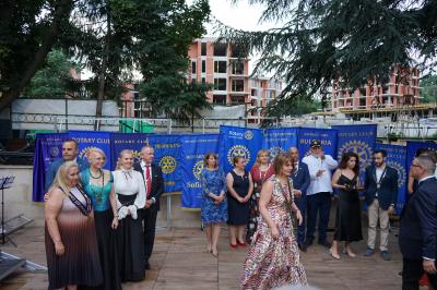 Церемония по ротация на Ротари клубове