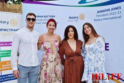 ДГ Виолина Костова и ротарианци