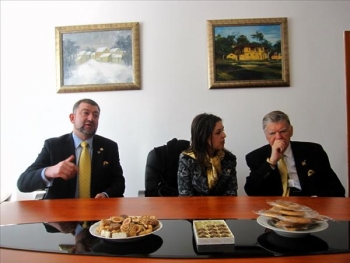 Посещение на Джон Кени в България
