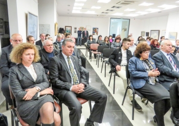 Чартиране на Интеракт Севлиево
