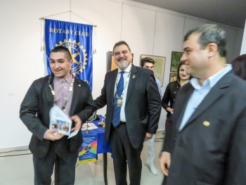 Чартиране на Интеракт Севлиево