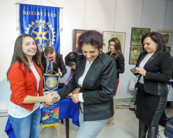 Чартиране на Интеракт Севлиево