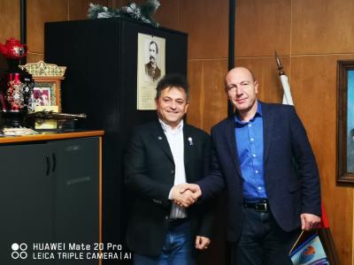 11.01.2019 Среща на ДГ Веселин Димитров с Среща с Ангел Геров, кмет на Пирдоп