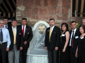 Чартиране на РК Любимец