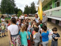 Ротари клуб Нова Загора  - усмивки на детските лица
