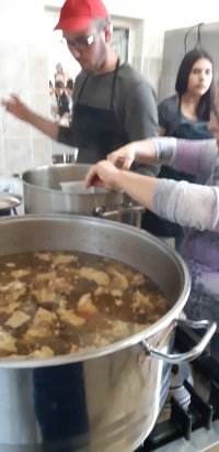 На Петковден 150 курбана раздадоха за здраве от Ротари клуб Стара Загора – Берое