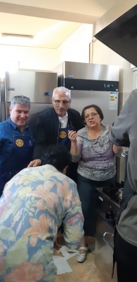 На Петковден 150 курбана раздадоха за здраве от Ротари клуб Стара Загора – Берое