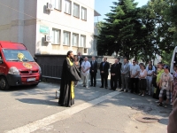 РК "Варна-Евксиноград" връчи на 12.06.2012 г. Дарение от Микробус Рено Трафик по Матчинг Грант Проект 76652 на Дом за деца и младежи с умствени и физически увреждания "Св. Йоан Златоуст" Варна.