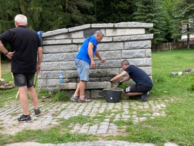 Обновиха чешмата на  Кирилова  поляна