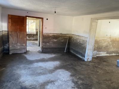 От РК Карлово и баба Дела с обич: втори етап на кампанията в помощ на пострадалите