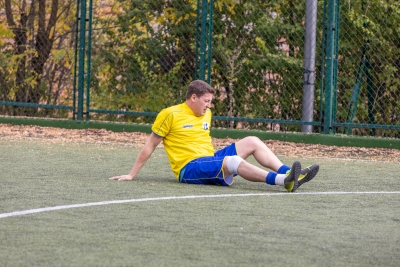 Есенен футболен турнир