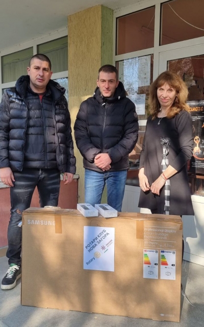 Ротари клуб Нова Загора успешно приключи проект "Дигитализирай образованието"