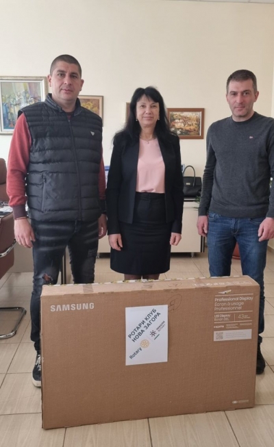 Ротари клуб Нова Загора успешно приключи проект "Дигитализирай образованието"