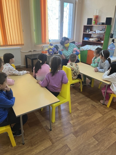 Чисти зъбки с Пинко, Дино и Ротари
