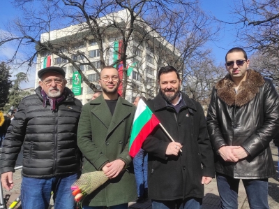 Ротари клуб Стара Загора почете националния празник с поднасяне на венец