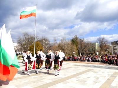 Ротари клуб Нова Загора възражда българския дух!