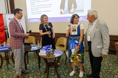 Среща с вдъхновението: Здравка Евтимова на XVIII Дистриктна конференция в Пловдив