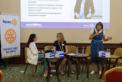 Среща с вдъхновението: Здравка Евтимова на XVIII Дистриктна конференция в Пловдив