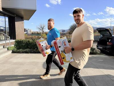 ИАК СМГ Купи и дари vol. 1: Ротари, Ротаракт, родители и приятели подкрепят Интеракт