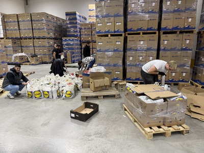 ИАК СМГ Купи и дари vol. 2: 15 тона добрина по пътя към Видин