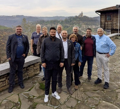 Ротари свързва света: Незабравимият приятелски обмен между Дистрикт 2482 - България и Дистрикт 7040 - Канада и Съединени американски щати (САЩ)