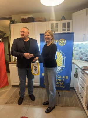 Ротари свързва света: Незабравимият приятелски обмен между Дистрикт 2482 - България и Дистрикт 7040 - Канада и Съединени американски щати (САЩ)