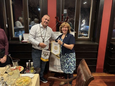 Ротари свързва света: Незабравимият приятелски обмен между Дистрикт 2482 - България и Дистрикт 7040 - Канада и Съединени американски щати (САЩ)