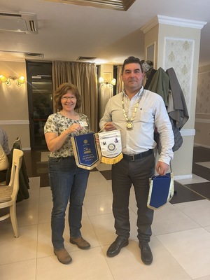 Ротари свързва света: Незабравимият приятелски обмен между Дистрикт 2482 - България и Дистрикт 7040 - Канада и Съединени американски щати (САЩ)