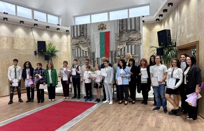 "НАГРАДИ ЗА ДАРОВИТИ ДЕЦА 2026“ Ротари клуб Самоков отличи младите таланти на града