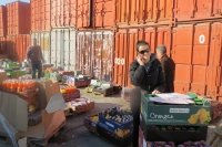 РК Варна-Евксиноград и английската фондация "Bulgarian Aid" 		доставиха и дариха  13 тона помощи с хранителни продукти и медицински 		материали за Домове и кухни за стари хора и нуждаещи се в град Варна.