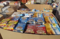 РК Варна-Евксиноград и английската фондация "Bulgarian Aid" 		доставиха и дариха  13 тона помощи с хранителни продукти и медицински 		материали за Домове и кухни за стари хора и нуждаещи се в град Варна.