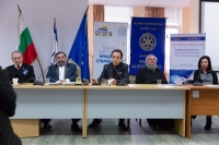 Ротари клубове Ортакьой-ИСТАНБУЛ и Варна-ЕВКСИНОГРАД организираха панел, посветен на въпросите на глобалния мир и на инициирането и развитието на мирните процеси