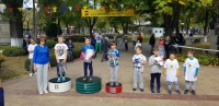 Спортни екипи за младите лекоатлети на Нова Загора.