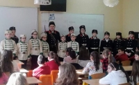Ротари клуб Нова Загора проведе среща с млади родолюбци