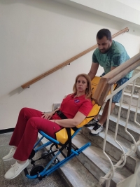 Оборудване за лесно вдигане и пренасяне на пациенти