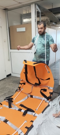 Оборудване за лесно вдигане и пренасяне на пациенти