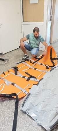 Оборудване за лесно вдигане и пренасяне на пациенти